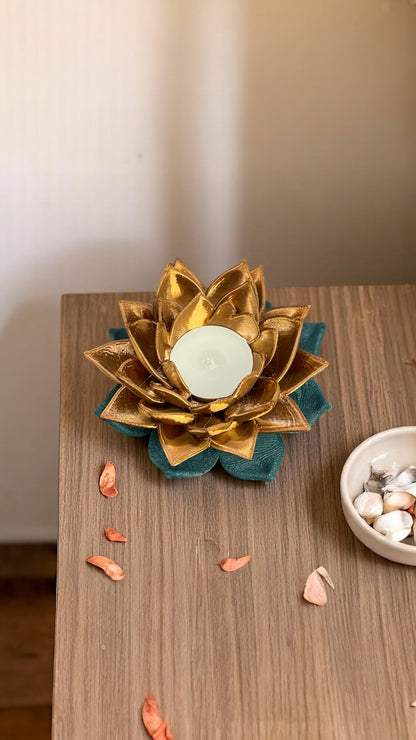 Flora Shine Lotus Çiçeği Tealight Mumluk | 11 Renk Seçeneği